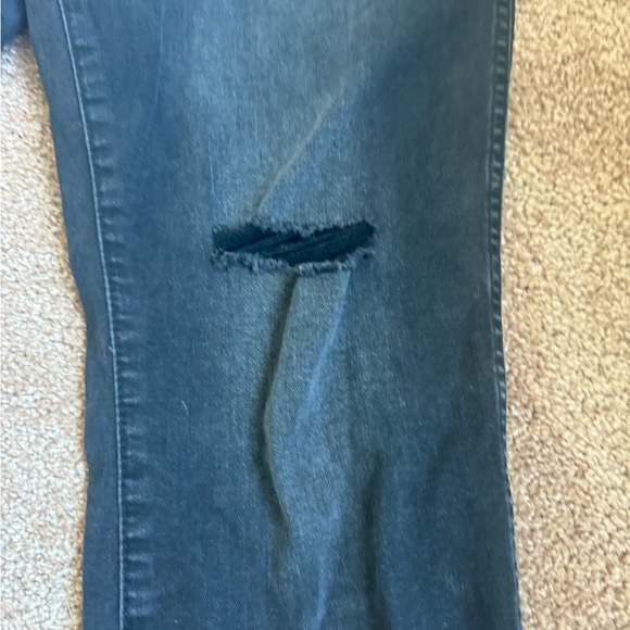 Kut from the Kloth Button Fly Denim - Picture 2 of 6